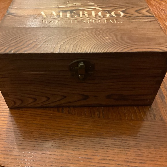 🥃Amerigo “Make It Special” Whiskey Glasses & Stone Ice Cubes Wooden Box Set! - Picture 7 of 14